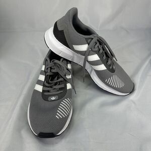 Authentic Adidas Originals Swift Run Size 11 Grey / White
